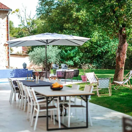 Ma Maison Du Bonheur - Grande Piscine & Terrasse Ferienhaus *