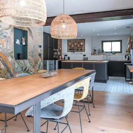 Ma Maison Du Bonheur - Grande Piscine & Terrasse Ferienhaus *