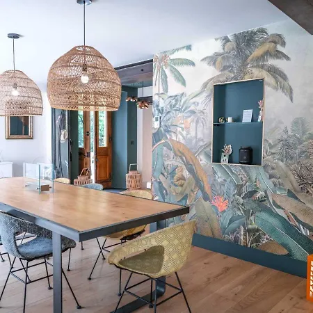 La Maison Du Bonheur - Grande Piscine & Terrasse Holiday home