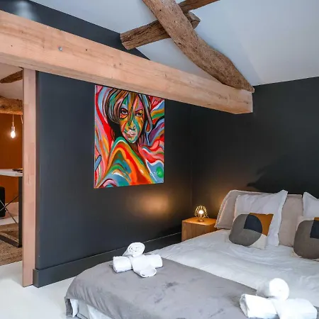 La Maison Du Bonheur - Grande Piscine & Terrasse Holiday home