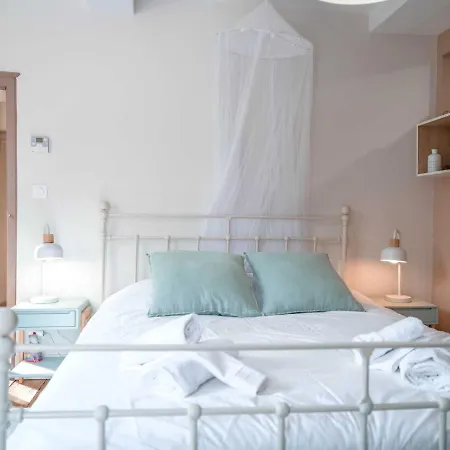Holiday home La Maison Du Bonheur - Grande Piscine & Terrasse Brens (Tarn)