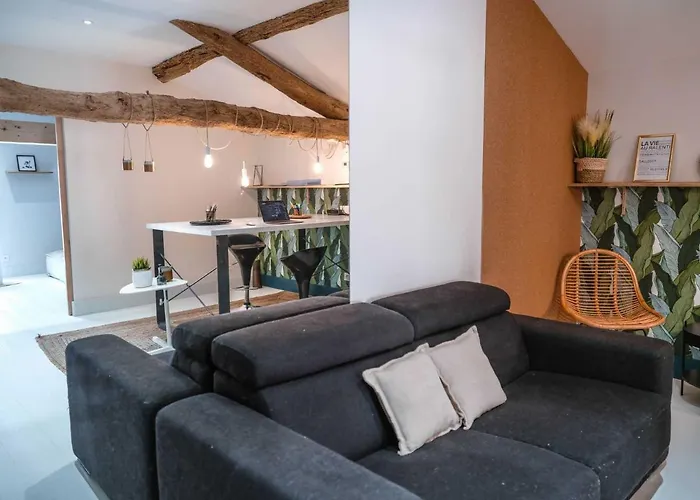 Ma Maison Du Bonheur - Grande Piscine & Terrasse بيت للعطل *